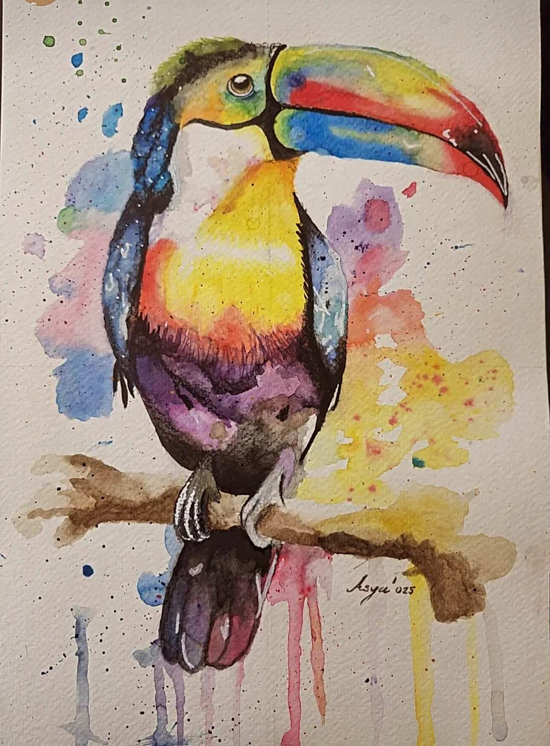 ÇOCUKLARIN ÇALIŞMASI RENKLİ TROPİK KUŞ